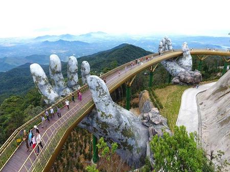 El Golden Bridge en las colinas de Ba Na – Tour de un día entero
