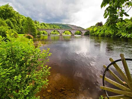 Whisky and Waterfalls with Optional Distillery Visit - Full-Day Tour