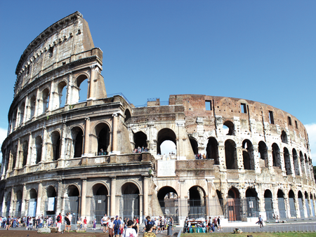 Colosseum Archaeological Park: Colosseum, Palatine Hill and Roman Forum - Small Group Tour