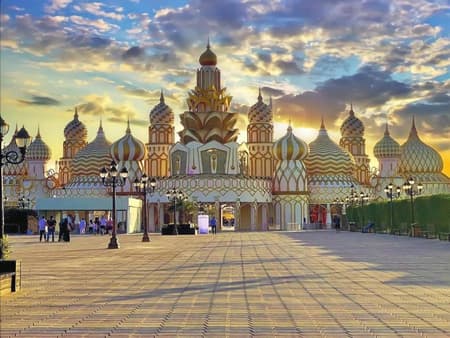 Explore Miracle Garden and Global Village Dubai - Private Tour