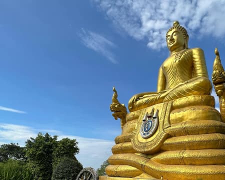Half Day Bangkok City Tour (Golden + Mini Reclining Buddha) Gems Gallery