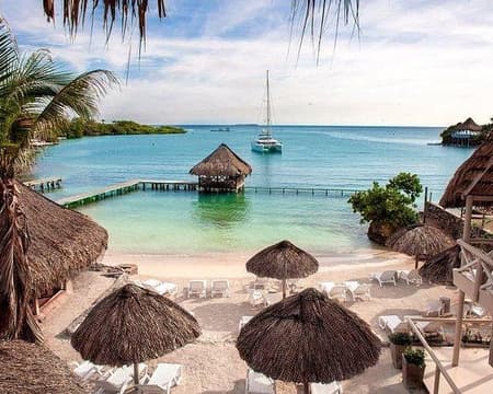 Excursão às Ilhas do Rosário: Ilha do Sol 