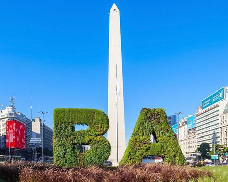Half-day city tour with lunch in Puerto Madero, Buenos Aires