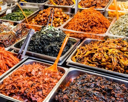 Seoul Food Journey: Market to Dessert (Private Half Day Tour)