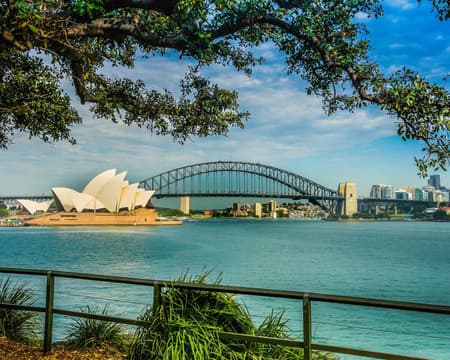 Sydney Panoramic Tour and Sydney Harbour Cruise Lunch