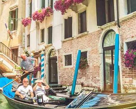 Venecia: Paseo en Góndola por el Gran Canal