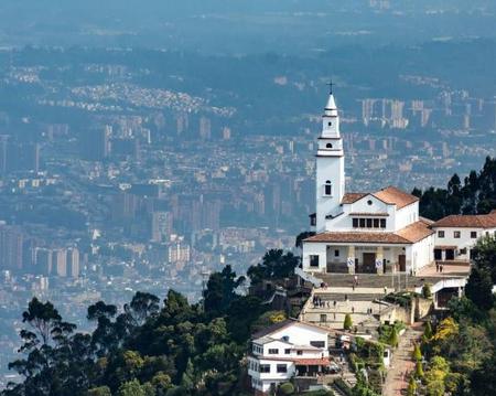 City Tour with Monserrate in Private, Service in English