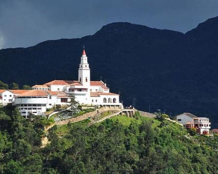 City tour con Monserrate 