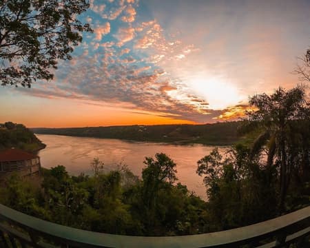 Excursión a Hito de las Tres Fronteras con Recogida