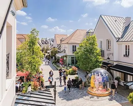 Excursão de dia  inteiro  a La Vallée Village desde Paris 