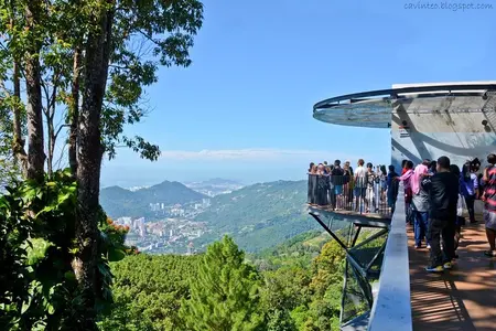 Penang Shore Excursion Day Trip with Temple and Penang Hill Tickets (Fast Lane)