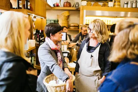 Toulouse Victor Hugo Market Small Group Tasting Tour