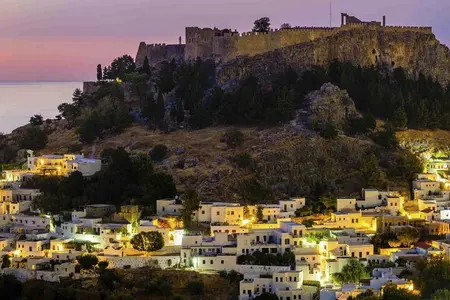 Lindos by Night Trip vanuit Rhodos-stad, Ixia, Ialyssos en Faliraki