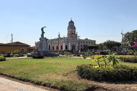 Koloniale Granada Stadt und Bootsfahrt im Großen See 