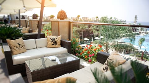 Cratos Premium Hotel Casino & SPA, 