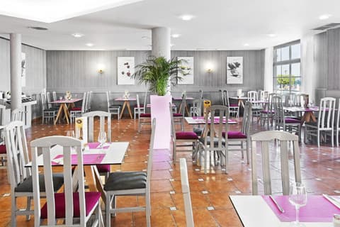 Elba Castillo San Jorge & Antigua Suite Hotel, 