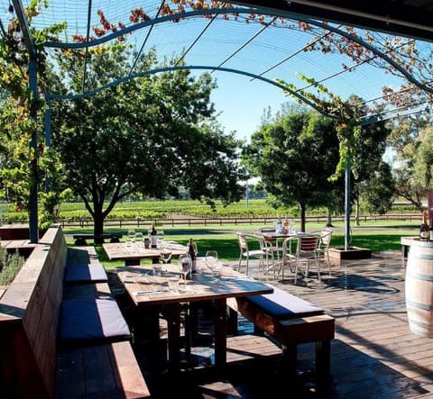 Balgownie Estate Winery Retreat & Restaurant, 