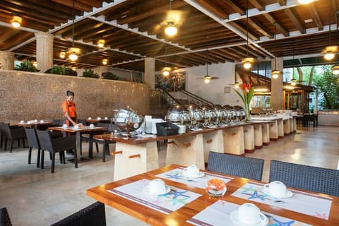 Las Americas Resort, 