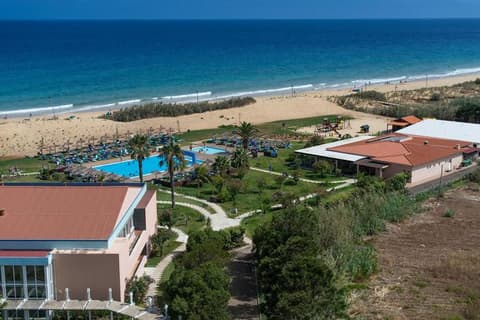 APARTAMENTOS VILA BALEIRA, 