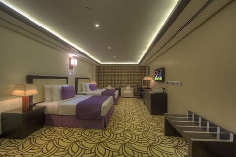 Raintree Rolla Hotel, 