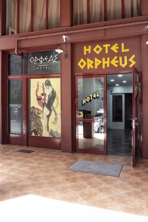 Orpheus Hotel - Hostel, 