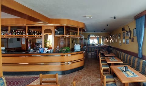 Hotel Negritella, Bar