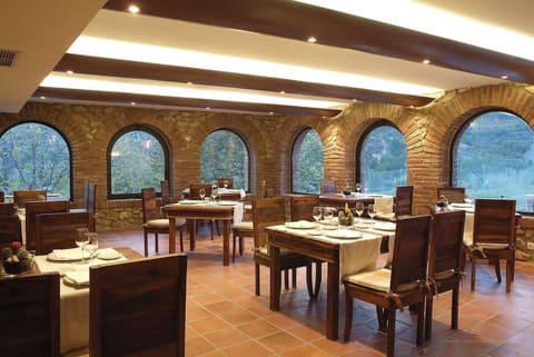 La Figuerola Hotel & Restaurant, 