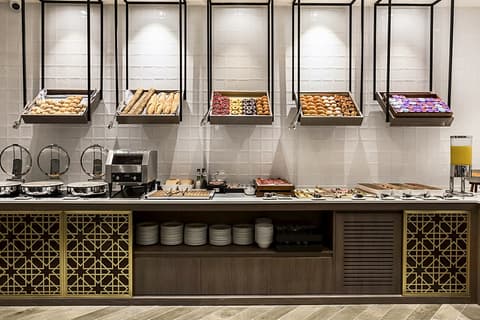 EUROSTARS PUERTA REAL, 