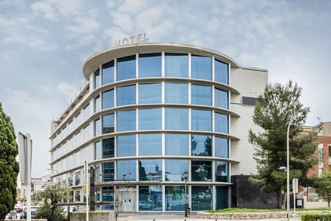 EXE CUNIT SUITES & SPA, 