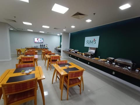 SUMMIT SUITES HOTEL JUNDIAI, 