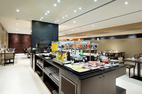 EUROSTARS LISBOA PARQUE, 