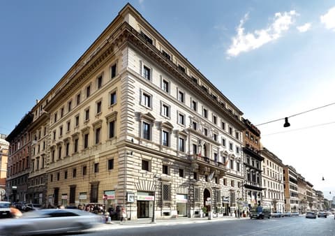 EXE INTERNATIONAL PALACE, 