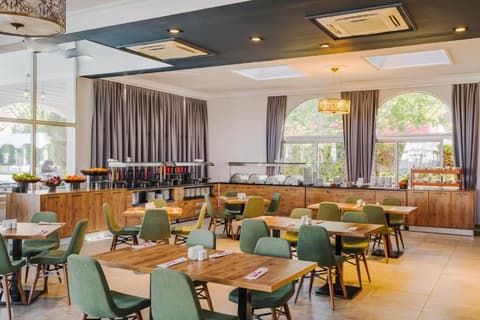 Buyuk Anadolu Girne Hotel, 