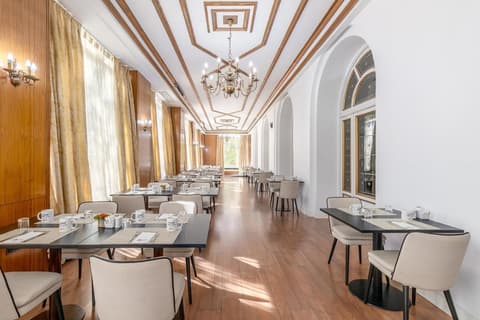 EXE VICTORIA PALACE, 