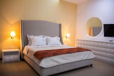 SANTA QUARANTA HOTEL, 