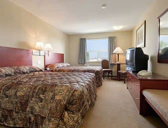 SUPER 8 BY WYNDHAM RED DEER CITY CENTRE, 