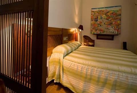 HAPPY HOTEL GIRASSOL, 