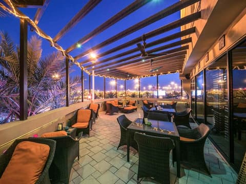 Mercure Grand Hotel Seef - All Suites, 