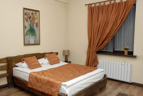 Sarayshyk Hotel, 