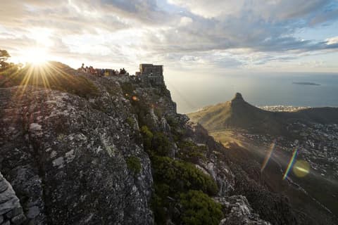 TISD 11: Drakensberg and Garden Route Highlights 2025 (English)