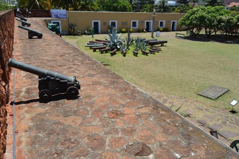 Dugongo Servicos Lda - Maputo City Tour (3 Hrs)