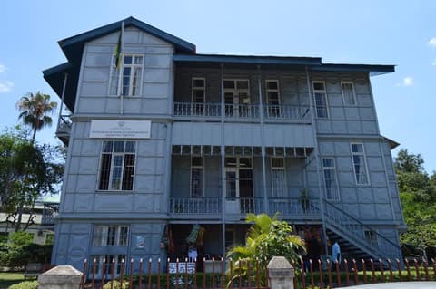 Dugongo Servicos Lda - Maputo City Tour (3 Hrs)