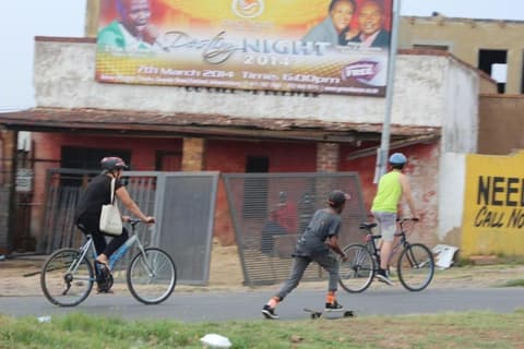 Lebo's Soweto Backpackers - Soweto Cycling Tour (2.5 hours)