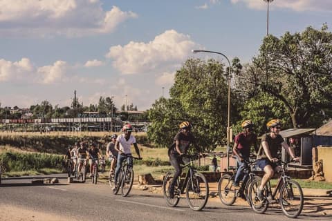 Lebo's Soweto Backpackers - Soweto Food and History Combo - 3 Hours (Including Lunch)