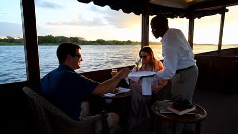 Ilala Lodge - Ra-Ikane Sunset Cruise