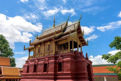 LAST MINUTE OFFER – Trails and Gems of Siam, Small Group Tour
