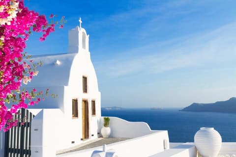 The Greek Gems: Athens, Delphi, Meteora and Santorini, Spanish-speaking guide