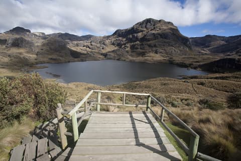 8 Días de escapada a los Andes ecuatorianos y la costa: Cotopaxi, Quilotoa, Baños, Chimborazo, Ingapirca, Cajas y Guayaquil, tour privado