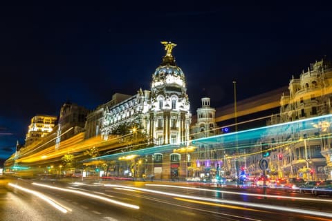 De Madrid a Sevilla, Conducción por cuenta propia