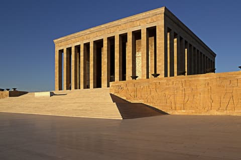 Turquía Magnífica, Guia Español